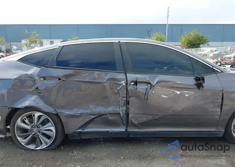 2018 Honda Clarity Plug-In Hybrid Touring из США, поврежденный, VIN JHMZC5F37JC021794